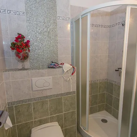Moderne Avec Terrasse Proche Plages Et Centre, Wifi Gratuit - Fr-1-196-216 Apartment *
