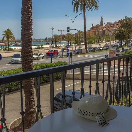 Moderne Avec Terrasse Proche Plages Et Centre, Wifi Gratuit - Fr-1-196-216 Apartment