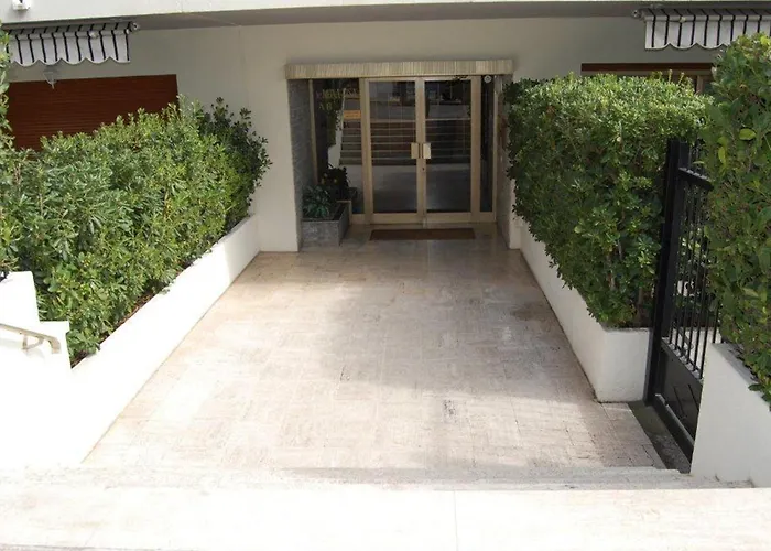 Face Avec Terrasse, Proche Plages Et Centre, Wifi Gratuit - Fr-1-196-216 * Menton